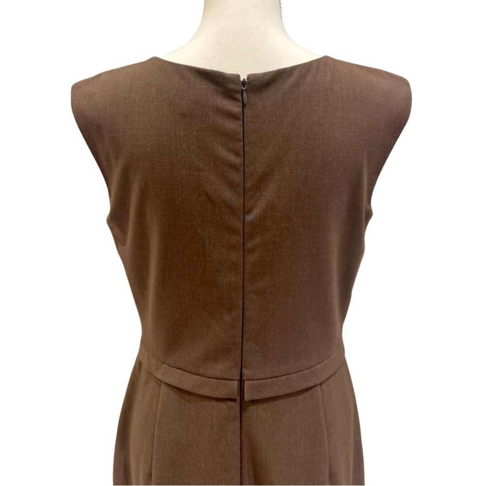 Tahari Sleeveless Sheath Dress | Beige / Tan (8) - Picture 4 of 11